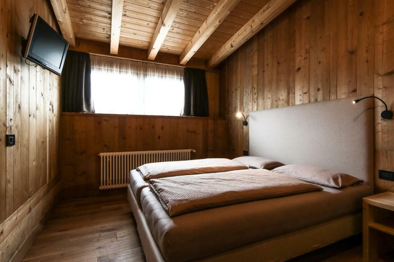 Appartamenti La Munt Badia  Bagian luar foto